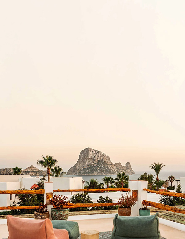 IBIZA CONFIDENTIELLE