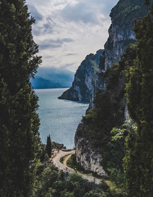 À LA DÉCOUVERTE DES 4 LACS ICONIQUES DU NORD DE L’ITALIE